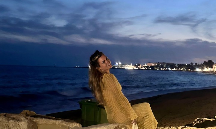 Nữ doanh nhân xinh đẹp tử vong bất thường trên du thuyền hạng sang, hiện trường nhiều 