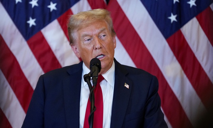 Ông Trump bất ngờ xác nhận 