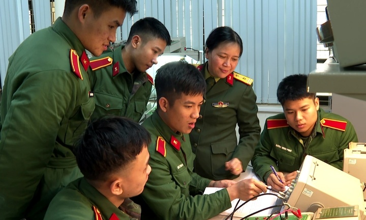 Biến động điểm chuẩn Trường Sĩ quan Đặc công 3 năm gần đây