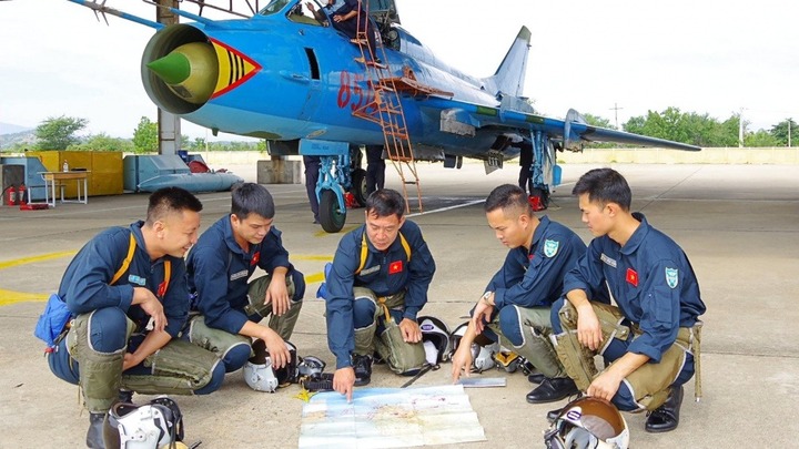 Điểm chuẩn Trường Sĩ quan Không quân 4 năm gần đây