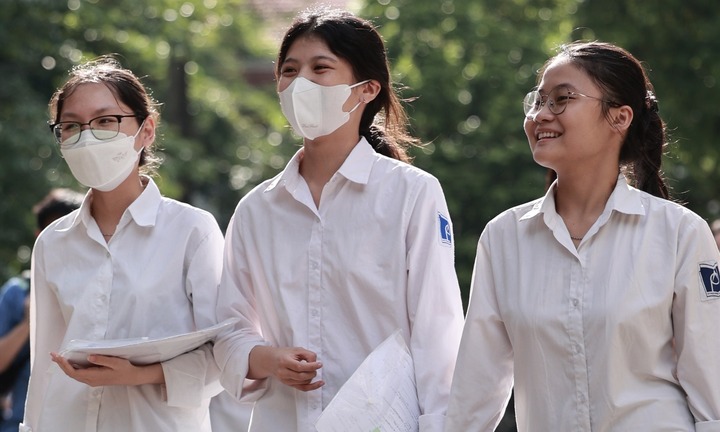 Dự báo điểm chuẩn nhóm ngành Máy tính, Trí tuệ nhân tạo cao chót vót, vượt qua Y dược và Sư phạm