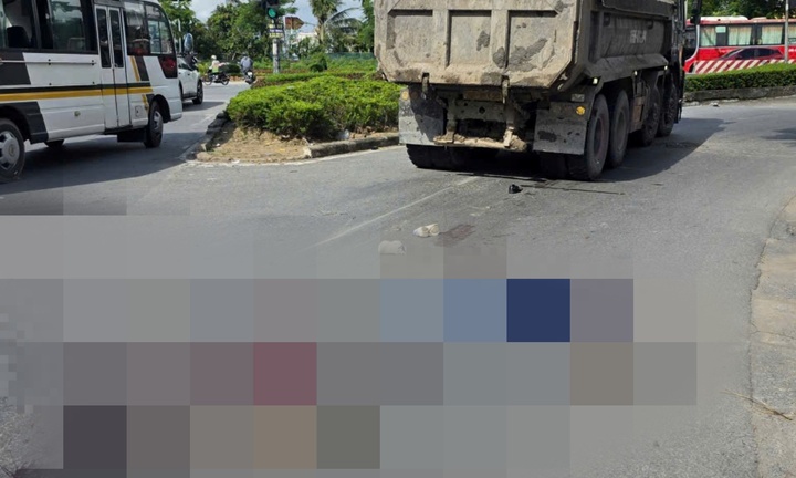 Tin tức tai nạn giao thông mới nhất ngày 12/8: Vợ tử vong, chồng nguy kịch sau va chạm với ô tô tải