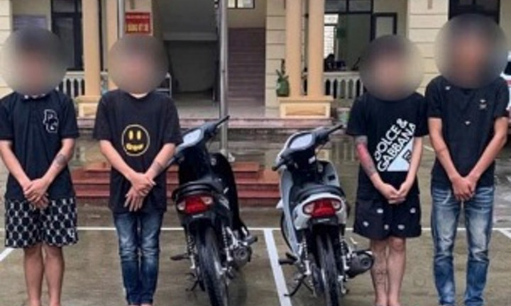 Tạm giữ nhóm thanh thiếu niên chém biển số xe, livestream TikTok ở Bắc Ninh