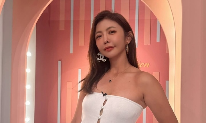 Nữ diễn viên nổi tiếng tiết lộ chuyện bị lừa chụp ảnh nhạy cảm