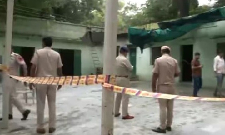 Clip: Một phần bức tường bên trong khu lăng mộ đổ sập, 5 người thiệt mạng, 7 người vẫn bị mắc kẹt