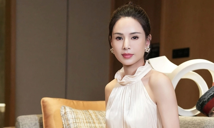 Nữ diễn viên đình đám bị hải quan chặn lại vì nguyên nhân “không ai ngờ tới”