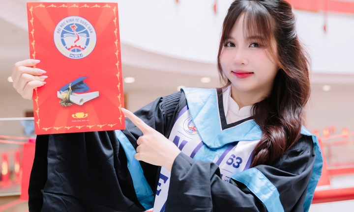 Từng “trượt nguyện vọng”, nữ sinh xứ Nghệ trở thành thủ khoa xuất sắc của ĐH Kinh tế Quốc dân