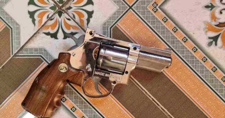 Bắt tạm giam đối tượng nổ súng uy hiếp, dùng dao chém trọng thương 