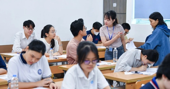 Bộ GD&ĐT kéo dài thời gian lọc ảo và lùi lịch công bố điểm chuẩn