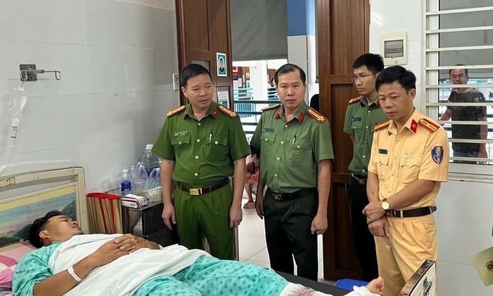 Khởi tố thiếu niên 17 tuổi tông gãy chân cảnh sát giao thông ở Lâm Đồng