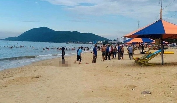 Thương tâm: Cụ ông 79 tuổi ở Hà Nội đột quỵ tử vong trong lúc tắm biển