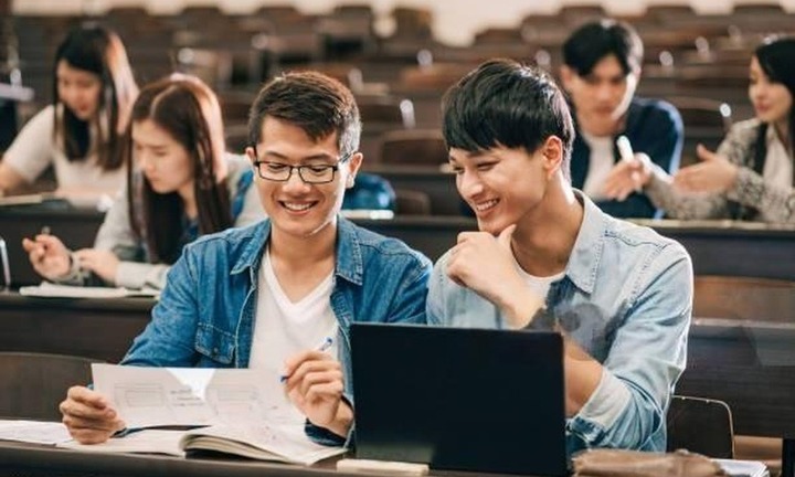 Điểm chuẩn Trường Đại học Kinh tế - Đại học Quốc gia Hà Nội năm 2025, ngành nào có điểm cao nhất?