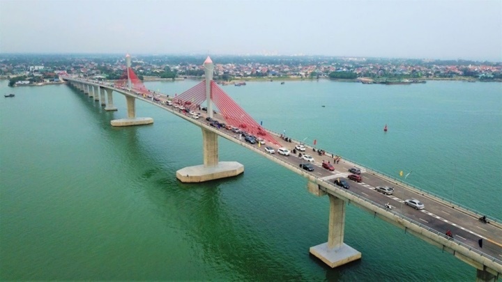 Cấm cầu Cửa Hội nối Nghệ An - Hà Tĩnh từ 6h ngày 25/8