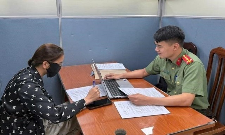 Hà Nội: Đăng tải thông tin sai sự thật về Cảnh sát giao thông, người phụ nữ bị phạt 7,5 triệu đồng