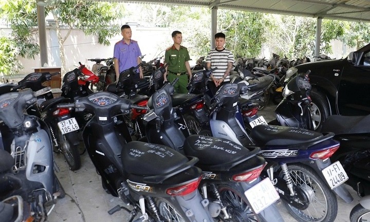 Triệt phá đường dây chuyên trộm xe máy, tuồn ra nước ngoài tiêu thụ