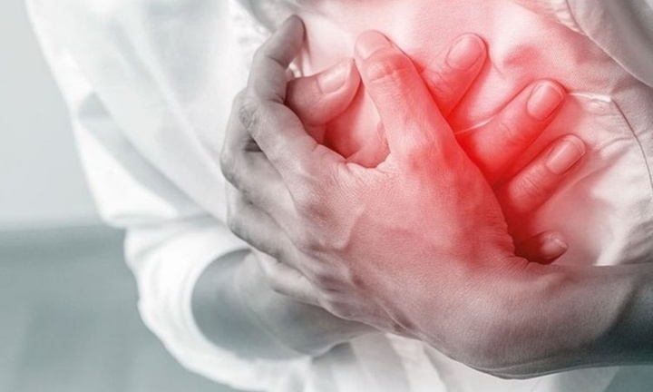 Bác sĩ phẫu thuật đột ngột tử vong khi đang thăm khám cho bệnh nhân