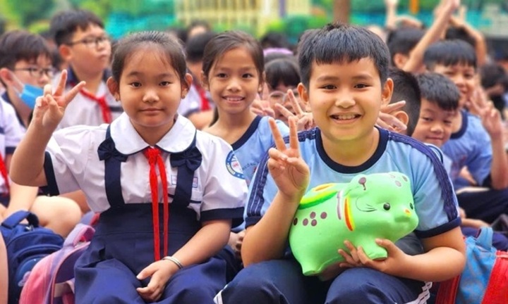 Danh sách 24 khoản trường học TP.HCM được phép thu của phụ huynh
