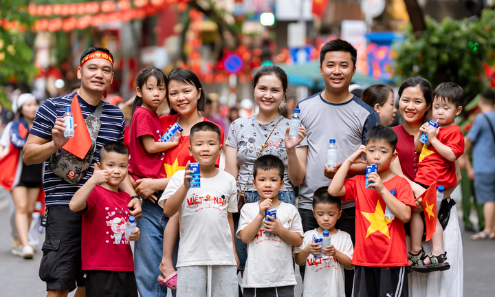 Vinamilk cùng Việt Nam rực rỡ trong ngày hội non sông
