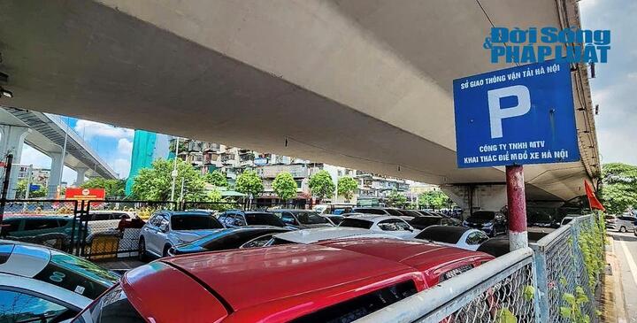 Vụ cháy ở gầm cầu Vĩnh Tuy: Vì sao lại cho phép trông giữ xe dưới gầm cầu?