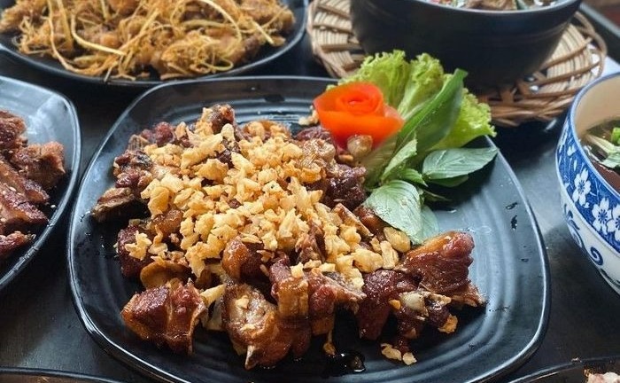 Quán ngan cháy tỏi ngon nhất TP.HCM