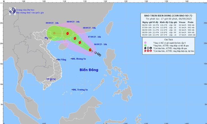 Bão số 7 giật cấp 10 trên biển Đông, gây sóng cao 5 m, biển động rất mạnh