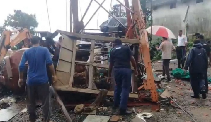 Đứt cáp treo chở vật liệu xây dựng, cabin rơi tự do, 6 người tử vong thương tâm