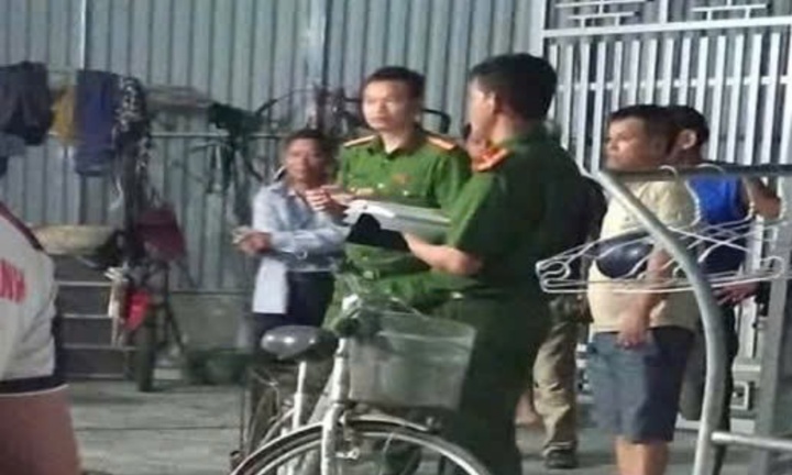 Nghệ An: Bị vợ đánh, chồng dùng dao đâm vợ tử vong