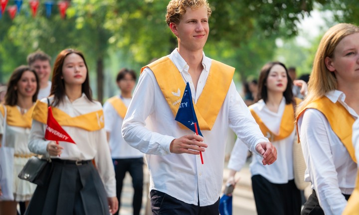 VinUni khai giảng khóa 6, ra mắt tân hiệu trưởng và dàn lãnh đạo tinh hoa