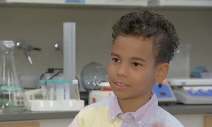 Thần đồng 9 tuổi ở Mỹ vào đại học, mục tiêu trở thành bác sĩ phẫu thuật thần kinh nhi khoa