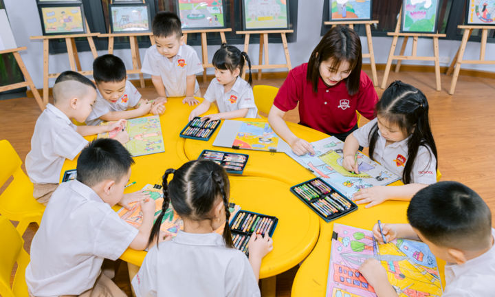 Học sinh Ischool Quảng Trị để lại dấu ấn trên hàng loạt cuộc thi quốc gia và quốc tế