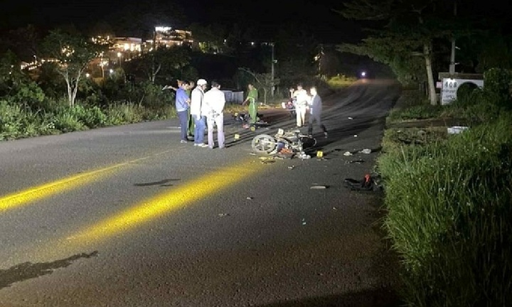 Tin tức tai nạn giao thông mới nhất ngày 16/9: Nam sinh lớp 10 tử nạn trên đường đi học về