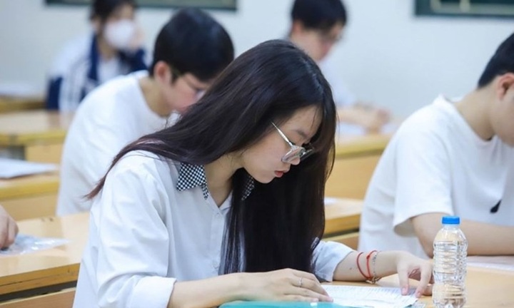 Nhiều trường đại học tuyển sinh bổ sung ngành Sư phạm, mức điểm sàn cao 