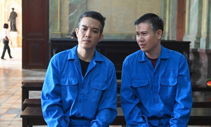 Cựu chủ tịch Tập đoàn Asanzo Phạm Văn Tam cùng em trai Phạm Xuân Tình hầu tòa