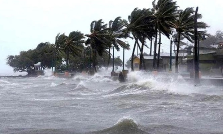 Bộ Xây dựng ra công điện khẩn ứng phó cơn bão số 8