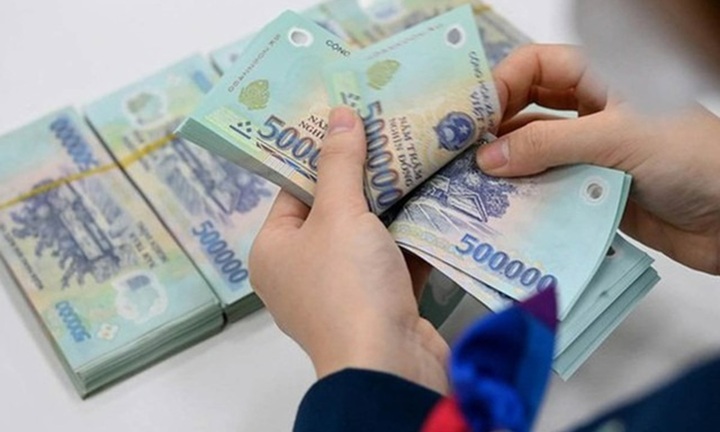 Bộ Nội vụ đề xuất người lao động làm việc không quá 8 giờ/ngày, hưởng 300% lương dịp lễ, Tết