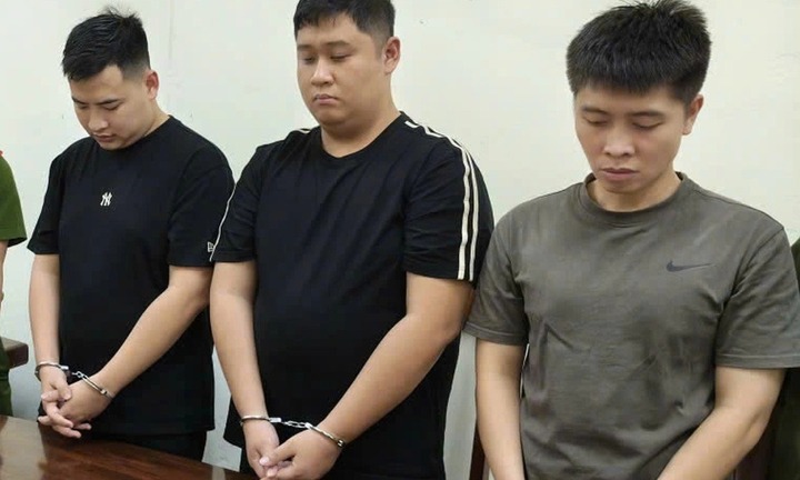 Triệt phá nhóm thanh niên tạo nhóm “VIP” trên mạng, lừa đảo chiếm đoạt 5 tỷ đồng