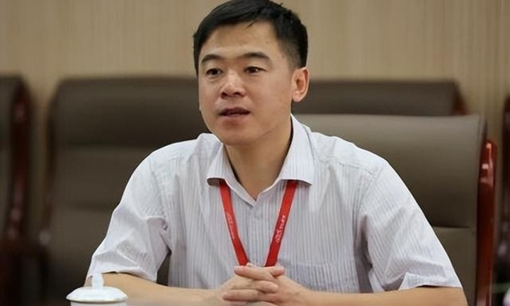 Tỷ phú ngành giáo dục vay tiền mẹ khởi nghiệp, hiện khối tài sản 320.000 tỷ là ai?