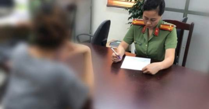 Đăng bài xúc phạm cán bộ Công an, người phụ nữ ở Hà Nội bị xử phạt