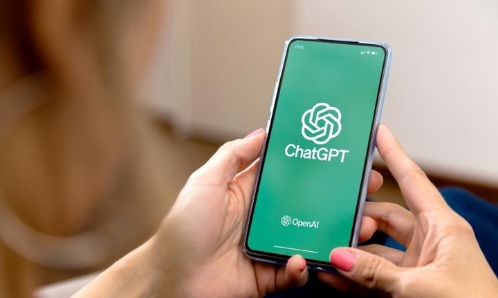 Mua vé số theo gợi ý của ChatGPT, người phụ nữ bất ngờ trúng giải gần 4 tỷ đồng