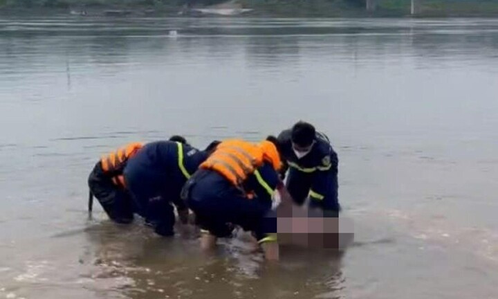 Tìm thấy thi thể nam thanh niên nghi nhảy cầu ở Phú Thọ