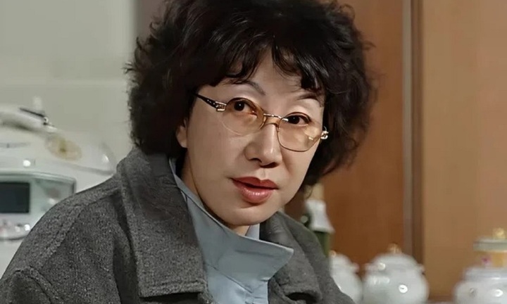 Nữ diễn viên kỳ cựu bị đột quỵ não, rơi vào hôn mê sâu, chỉ có 0,01% khả năng tỉnh lại