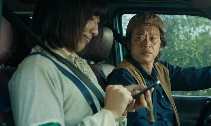 Phim có Hoài Linh rời rạp với doanh thu 100 tỷ đồng