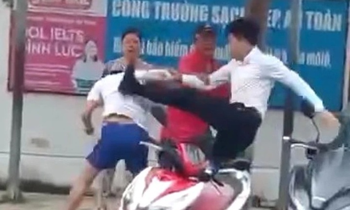 Vụ clip người đàn ông ăn mặc lịch sự, đánh tới tấp người khác ở Khánh Hòa: Công an vào cuộc