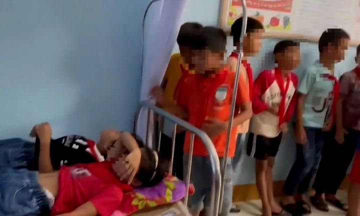 Thông tin hiệu phó không cho đưa học sinh bị ngộ độc đi viện: Hiệu trưởng nói gì?