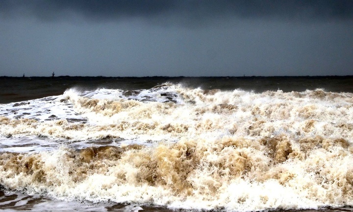 Bão Bualoi di chuyển với tốc độ bất thường, cường độ ảnh hưởng rất rộng và nguy hiểm