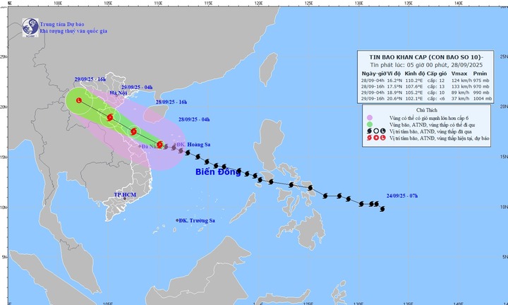 Tin bão số 10 mới nhất: Cách TP Đà Nẵng khoảng 130km, dự báo khu vực bão đổ bộ