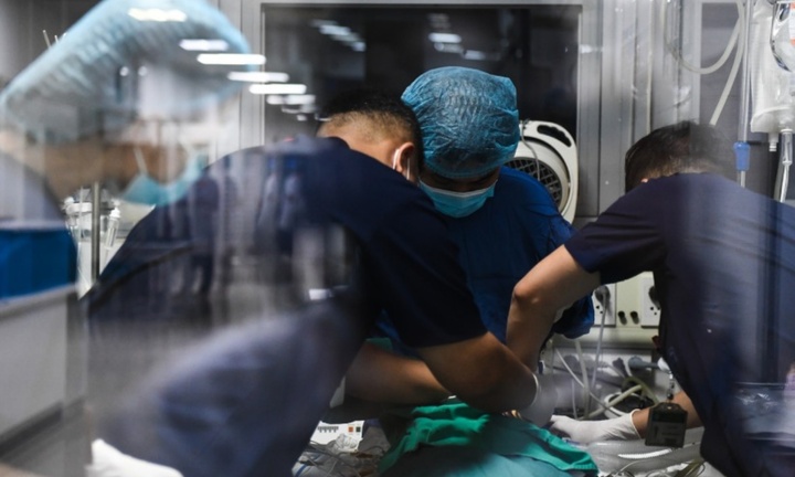 Uống 3 viên thuốc hàng xóm cho, cụ ông 86 tuổi ở Ninh Bình bất tỉnh