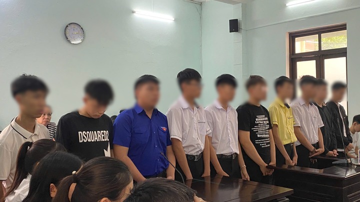 Truy đuổi khiến một nạn nhân rơi từ tầng 3 xuống đất, nhóm thanh niên ở Huế lĩnh án
