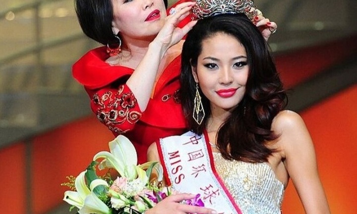 Nàng hậu từng khiến showbiz dậy sóng bởi bê bối 