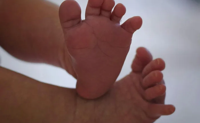 Nữ diễn viên nổi tiếng bất ngờ thông báo đã sinh con sau nửa năm